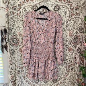 Missguided mini dress💐